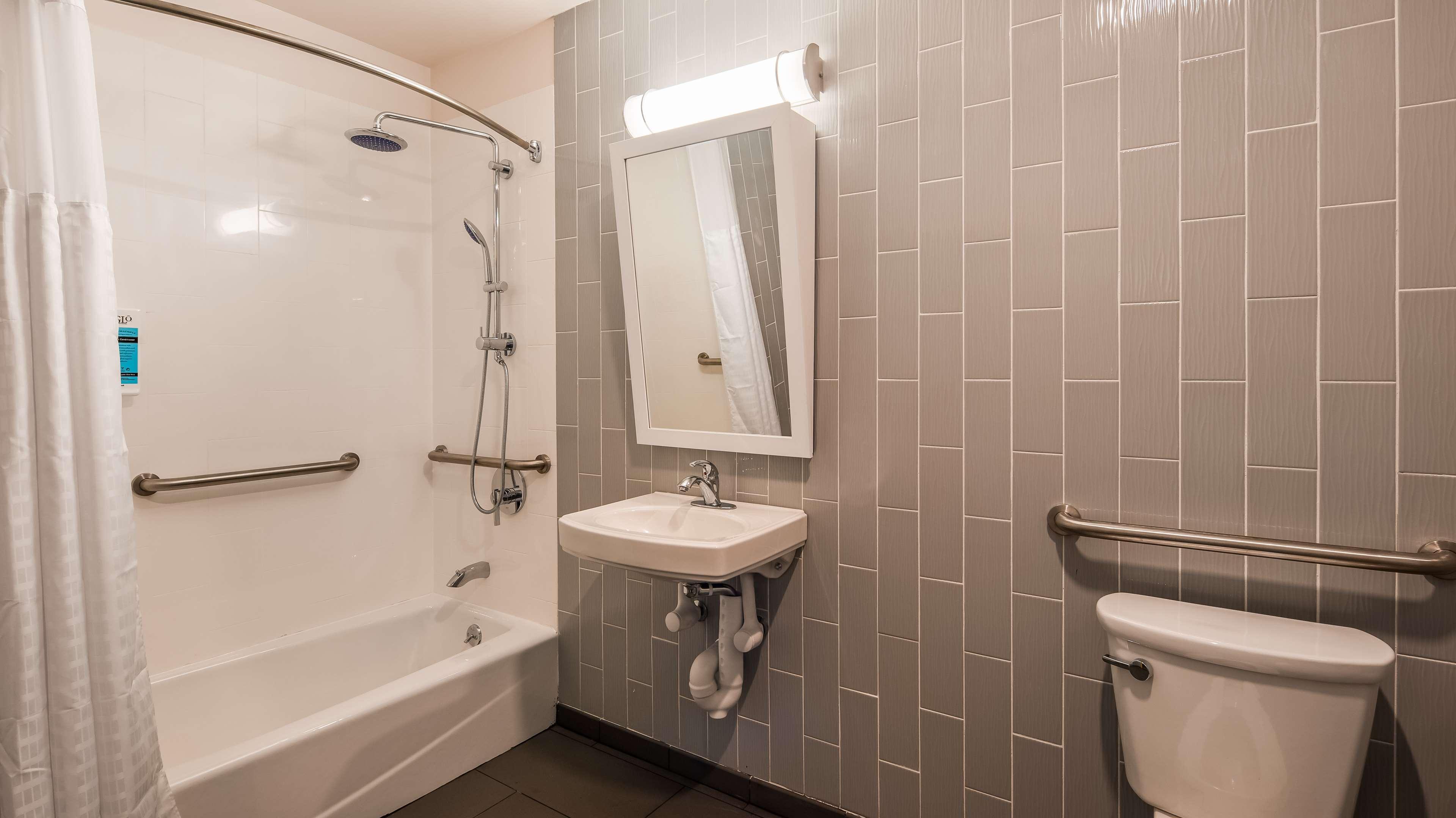Glo Best Western Brooklyn Nyc New York Bagian luar foto