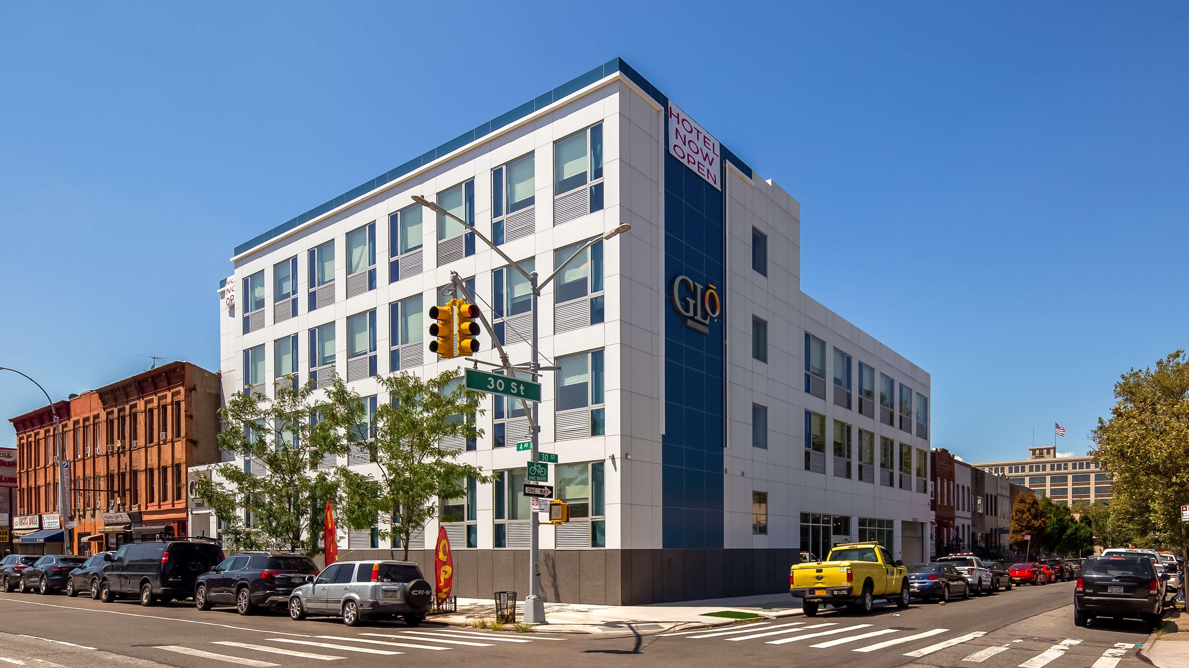 Glo Best Western Brooklyn Nyc New York Bagian luar foto