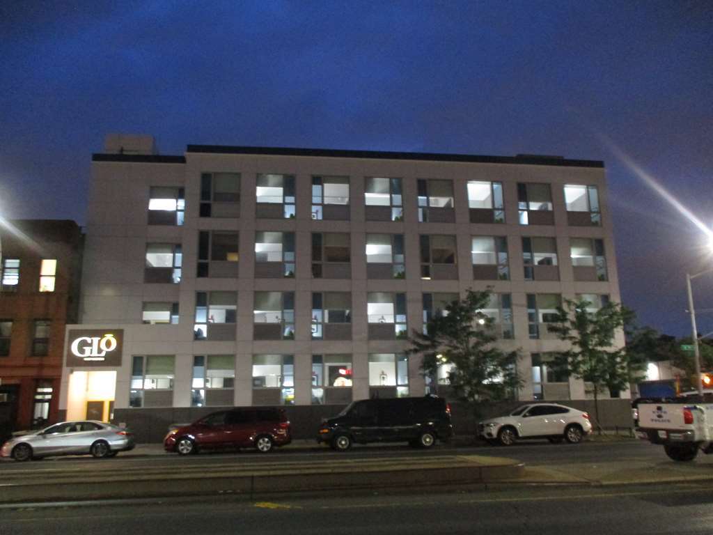 Glo Best Western Brooklyn Nyc New York Bagian luar foto